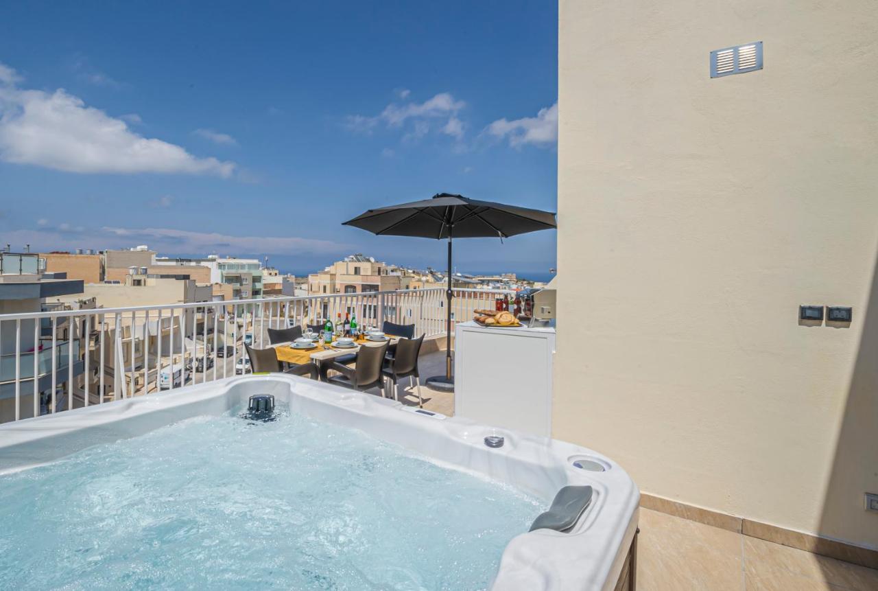 Summer Breeze Penthouse With Private Hot Tub & Terrace With Panoramic Views, By Getawaysmalta 梅利哈 外观 照片