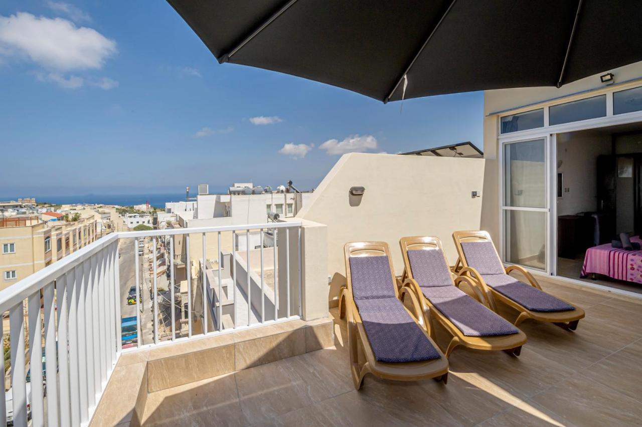 Summer Breeze Penthouse With Private Hot Tub & Terrace With Panoramic Views, By Getawaysmalta 梅利哈 外观 照片