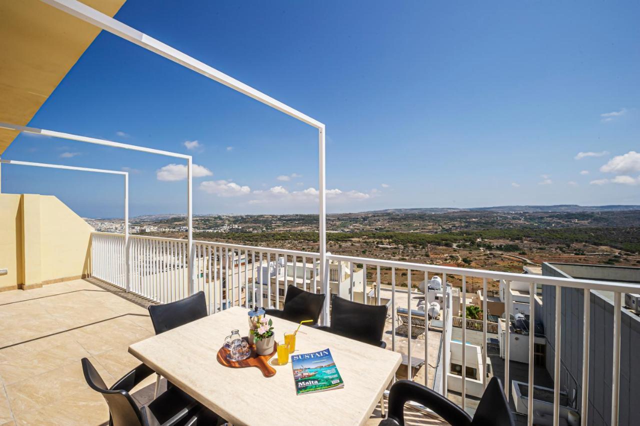 Summer Breeze Penthouse With Private Hot Tub & Terrace With Panoramic Views, By Getawaysmalta 梅利哈 外观 照片