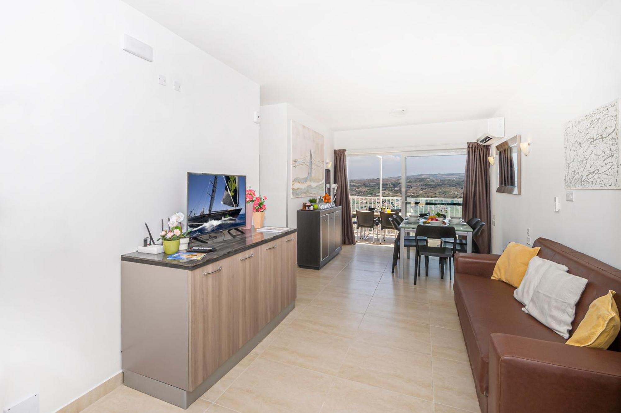 Summer Breeze Penthouse With Private Hot Tub & Terrace With Panoramic Views, By Getawaysmalta 梅利哈 外观 照片