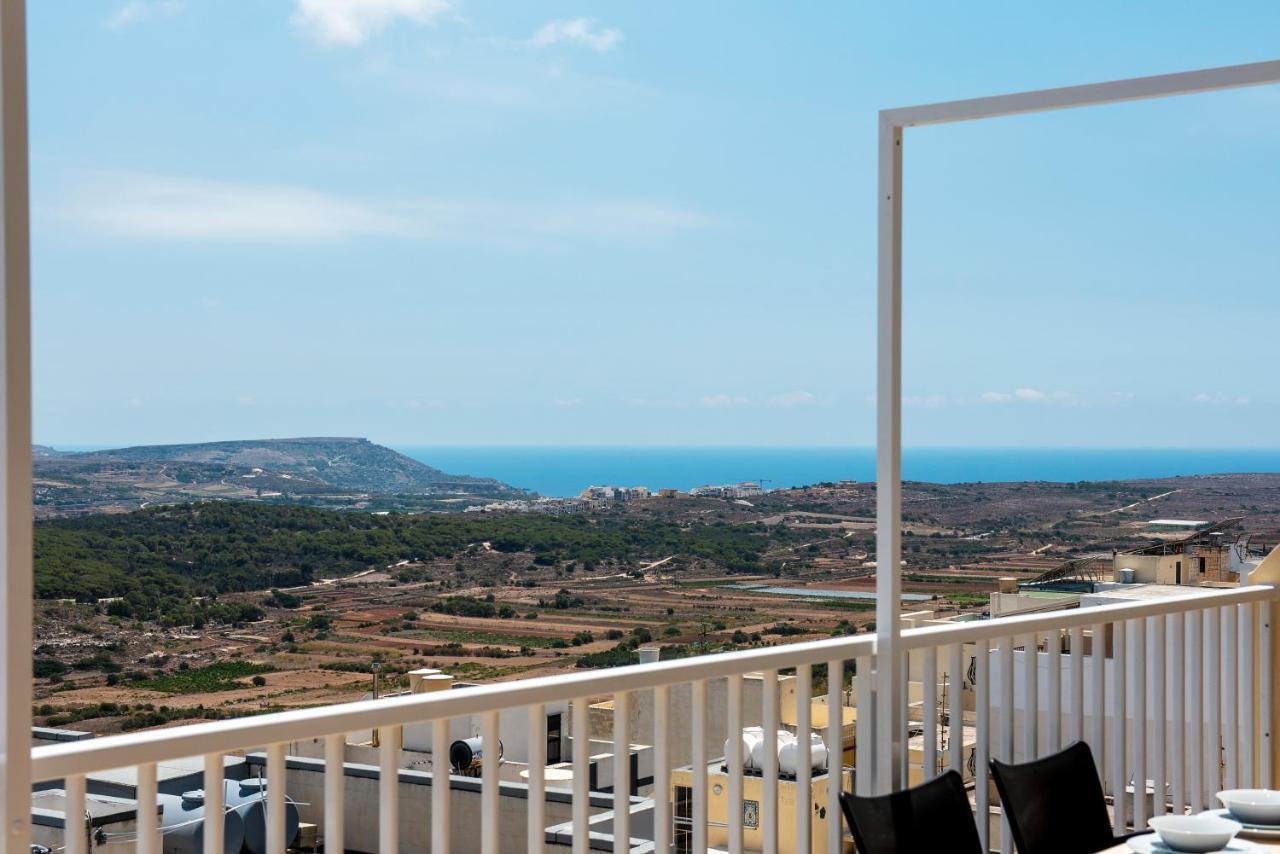 Summer Breeze Penthouse With Private Hot Tub & Terrace With Panoramic Views, By Getawaysmalta 梅利哈 外观 照片